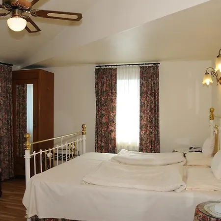 Hotel Admiral Wiesbaden
