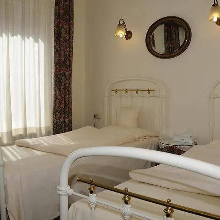 Hotel Admiral 3*