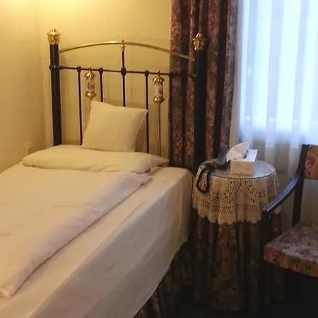 Admiral Hotel 3*